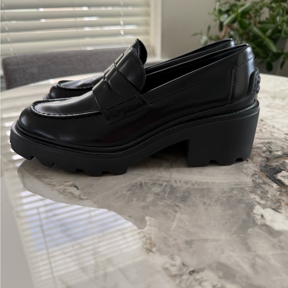 Tod's Black Chunky Heel Loafers MOST BEAUTIFUL 🎩 - Picture 4 of 11